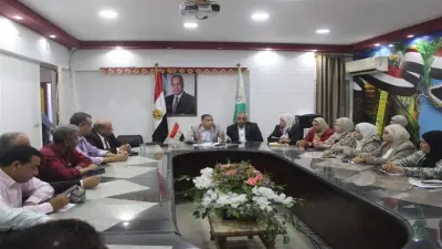 مدير تعليم الجيزة يتابع امتحانات الإعدادية في يومها الثالث