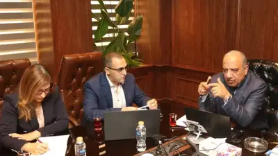 وزير الكهرباء يبحث مع شركة نكسوس أنالاتيكا تنظيم سوق الكهرباء وجذب الاستثمارات