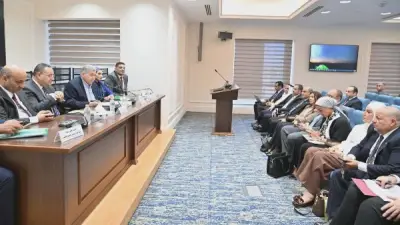 قنصوة يشيد بإنجازات سابقيه في البرلمان في سابقة وزارية
