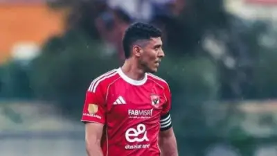 خالد الغندور يثير الجدل حول مستقبل محمد شريف وأولويته بين المال والمشاركة