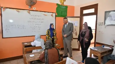 محافظ جنوب سيناء يتفقد لجان الإعدادية ويطمئن على سير الامتحانات