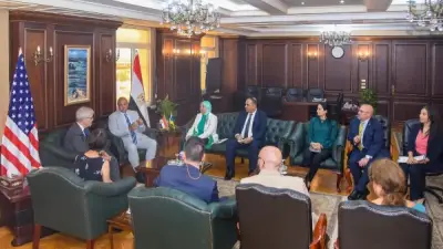 محافظ الإسكندرية يبحث مع القائم بأعمال السفارة الأمريكية تعزيز التعاون المشترك