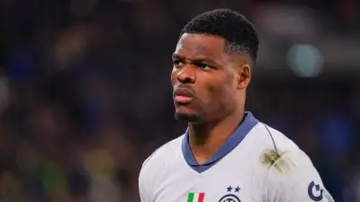 ريال مدريد يحسم صفقة دومفريس ويقترب من كوناتي رسمياً