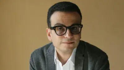 أمير رمسيس يوضح تصريحاته عن ذوي الإعاقة ويدافع عن نفسه