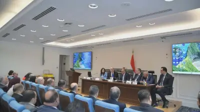برلماني يعرض رؤية لتنظيم السوق العقاري بحضور وزيرة الإسكان