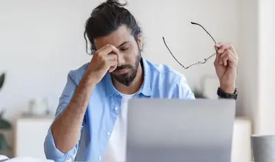 رغم النوم الكافي.. تعرف على أسباب الشعور بالإرهاق المستمر