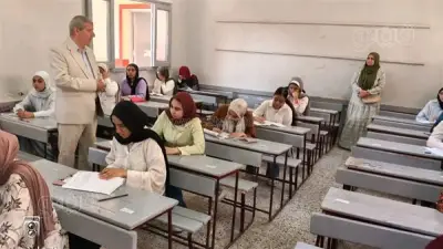 طلاب الإعدادية بالشرقية يؤدون امتحان الدراسات الاجتماعية اليوم