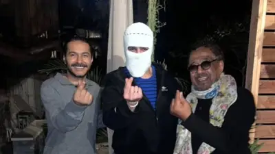 دويتو الصيف: الشاب خالد وتوو ليت يثيران التكهنات حول تعاون غنائي مرتقب