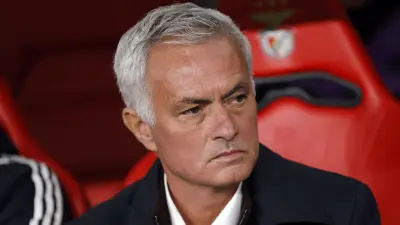 ريال مدريد يحدد موعداً غير مألوف لتقديم جوزيه مورينيو