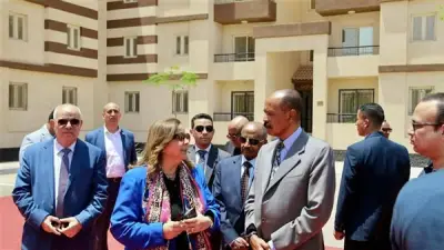 زيارة رئيس إريتريا لوحدات 