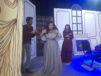 ختام العرض المسرحي 