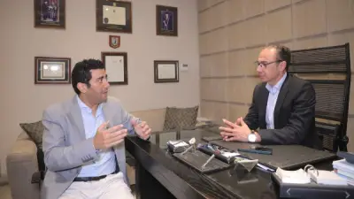 مقترح برلماني لإطلاق تطبيق للتحقق من هوية الأطباء قبل ظهورهم الإعلامي