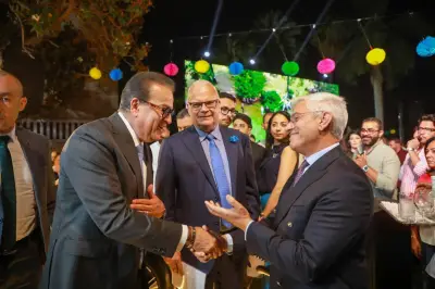 وزير الصحة يشيد بالدور الدولي للسويد وتضامنها الإنساني مع غزة