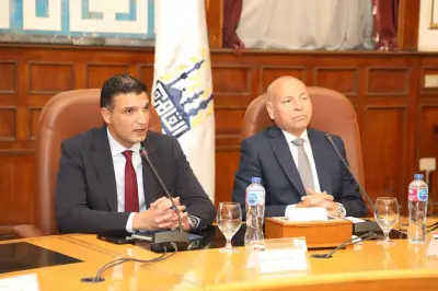 وزير الصناعة: شق الثعبان مؤهلة لتصبح من كبرى مناطق إنتاج الرخام عالمياً