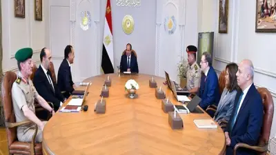 السيسي يتابع حوكمة التعيينات الجديدة بالدولة مع كبار المسؤولين