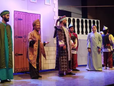 الطبابلي على مسرح قصر ثقافة أسيوط: عرض يومي يمزج التراث الشعبي بقضايا الإنسان والحرية