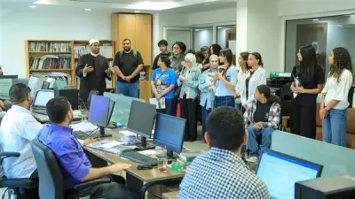 البحوث الإسلامية يستقبل وفداً من طلاب الجامعة الأمريكية بالقاهرة لتعزيز التعاون الثقافي