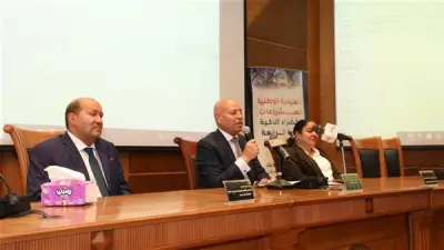 محافظ القاهرة يؤكد دعم المحافظة للمبادرة الوطنية للمشروعات الخضراء الذكية