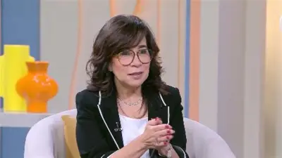 منى الرخاوي: والدي لم يمنحني امتيازات أكاديمية بالكلية وتدخله بحياتي محدود