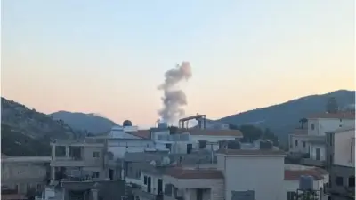 الاحتلال يشن غارة على بلدة مجدل زون في قضاء صور بلبنان