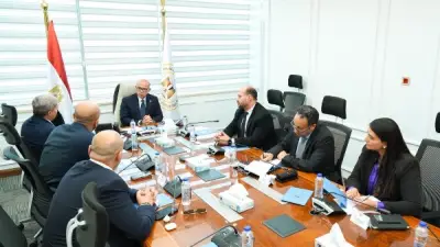 وزير الاستثمار يبحث مع دي بي ورلد خطط التوسع اللوجستي في إفريقيا