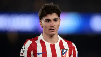 أتلتيكو مدريد يغلق باب المصالحة مع ألفاريز ويرحب بصفعة خارجية لبرشلونة