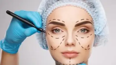 خبيرة تجميل تكشف حقيقة المواد الكيميائية في الجل والريموفر