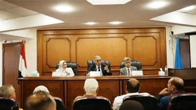 حماية المستهلك والغرف التجارية تبحث ضبط الأسواق والأسعار في دمياط