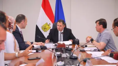 محافظ دمياط يتابع موقف طلبات تقنين أراضي الإصلاح الزراعي