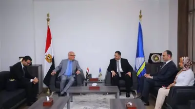 محافظ دمياط يستقبل السفير السويدي لبحث فرص الاستثمار والتعاون المشترك