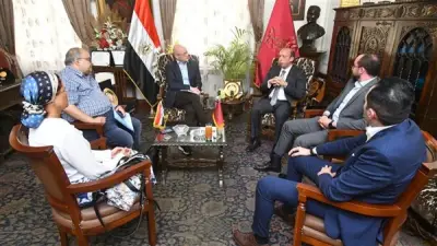 عميد قصر العيني يبحث مع وفد هولندي تطوير التدريب الطبي الرقمي