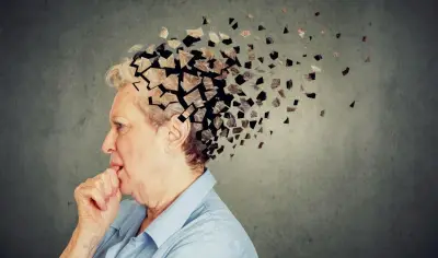 الفرق بين الخرف والزهايمر: الأعراض والأسباب والعلاج