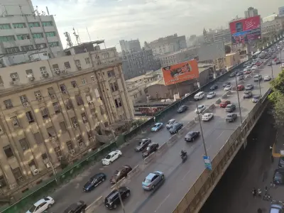 النشرة المرورية الرقمية: خريطة الكثافات والمحاور البديلة في الذروة المسائية