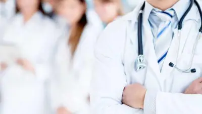 نقابة الأطباء تعلن تضامنها مع طبيبة الأسنان المعتدى عليها في شبرا الخيمة