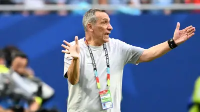 دونيس يصدم الجماهير: السعودية ليست مرشحة للتأهل في كأس العالم 2026