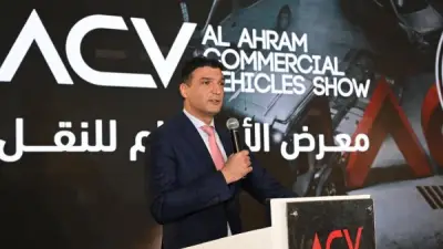 وزير الصناعة يضع مسارًا جديدًا لسيارات النقل في مصر من أرض المعرض إلى الإنتاج