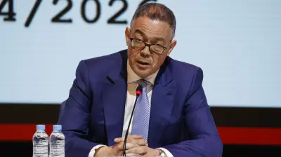 لقجع يسخر من مزاعم سيطرة المغرب على الكاف: نستضيف ما يرفضه الجميع