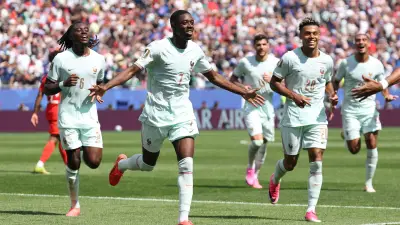 بالفيديو: فرنسا تذل الفايكنج في غياب ديشامب وتنتزع الصدارة