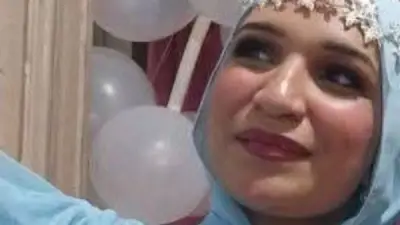تشييع جثمان أم شابة توفيت بعد 11 يوماً من الغيبوبة عقب ولادة طفلها الأول بالإسماعيلية