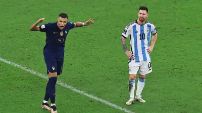 سباق الحذاء الذهبي في مونديال 2026 يشتعل مبكرًا بعد تألق ميسي ومبابي وهالاند وكين