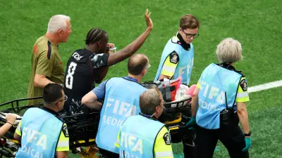 جهاز الصفارة الخضراء ينقذ إسماعيل كونيه من إصابة مروعة في كأس العالم