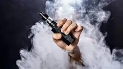 وزارة الصحة تحذر من استخدام الفيب للإقلاع عن التدخين وتؤكد خطورته