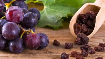 طريقة عمل الزبيب في المنزل خطوة بخطوة وفوائده الصحية
