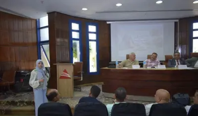 الهوية والعروبة في مواجهة تحديات العصر بالملتقى الإقليمي لأدباء وسط الصعيد