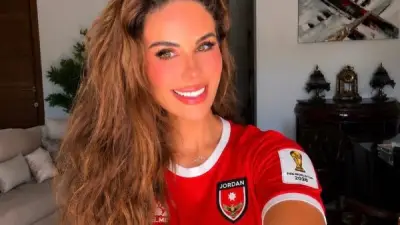 مي سليم تدعم منتخب الأردن في كأس العالم بإطلالة أنيقة عبر إنستجرام