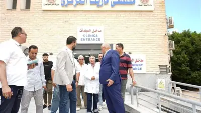 محافظ مطروح يتفقد مستشفى مارينا المركزي ويؤكد جاهزيته لخدمة المصطافين