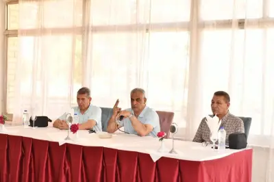 وزير الإنتاج الحربي يشدد على تسريع وتيرة العمل بمشروعات حياة كريمة
