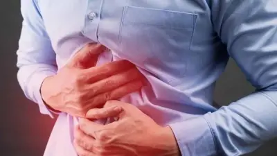 وزارة الصحة توضح الفرق بين ألم المعدة وأعراض القولون العصبي