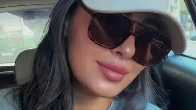 ميرنا نور الدين تخطف الأنظار بإطلالة صيفية كاجوال عبر إنستجرام
