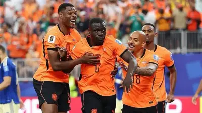 هولندا تكتسح السويد 5-1 في كأس العالم والزمالك يضم نجلة حارسه السابق